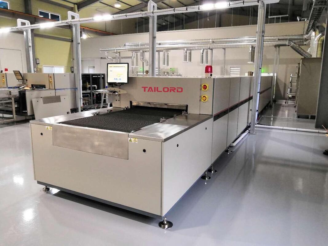 900mm Belt Debinding and Sintering Furnace IR Quartz Heaters for Thick Film Chip Resistors